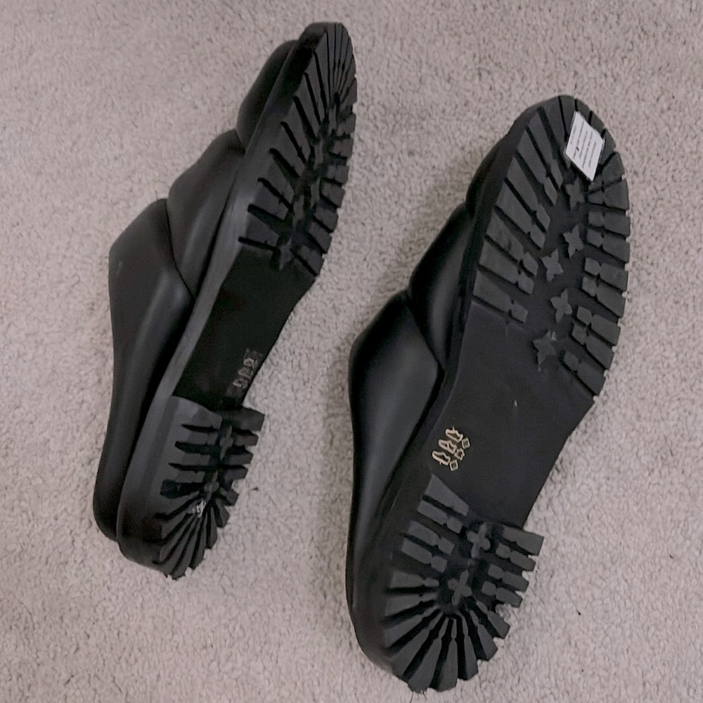Staud black vegan leather lug soled mules - Picture 2 of 4
